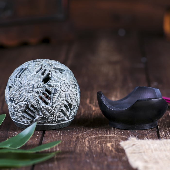 Подсвечник-шар "Нарцисс"