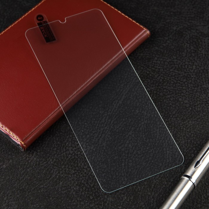 Защитное стекло mObility, для Realme C21, полный клей цена и фото