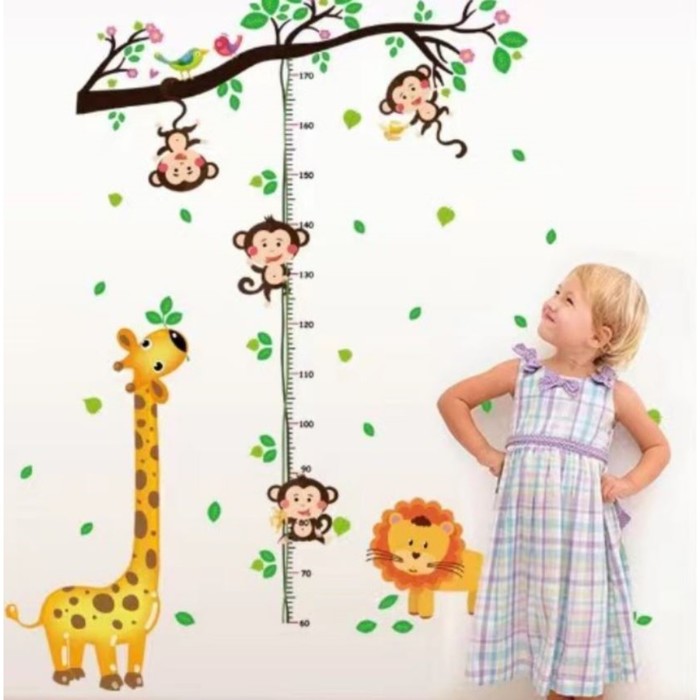 Наклейка пластик интерьерная цветная ростомер Жираф и мартышки на лиане 60х90 см