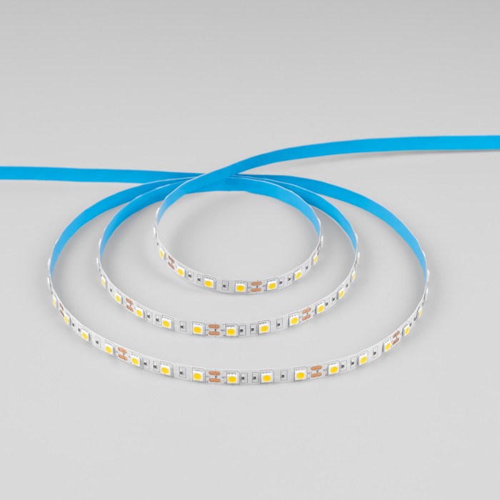 

Светодиодная лента Apeyron Electrics 5 м, IP20, SMD5050, 60 LED/м, 14.4 Вт/м, 12 В, 3000К
