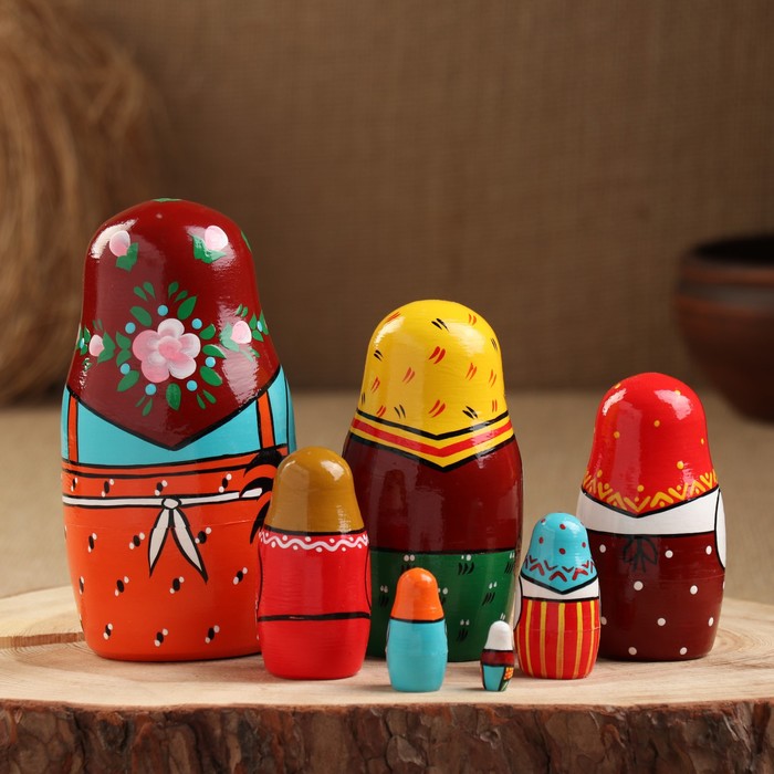 

Матрёшка "Русская", 7 кукольная, 13,5х7х7 см