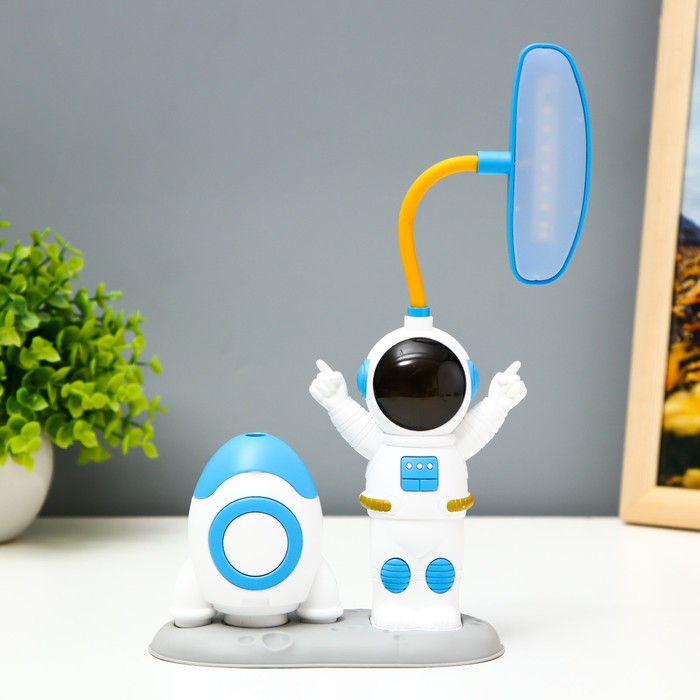 Настольная лампа "Астронавт" LED 3Вт USB АКБ синий 7х13,5х25,5 см 9250707