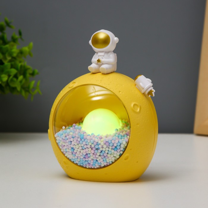 Ночник "Космонавт" LED USB АКБ МИКС 10х6х13,5 см 9352522