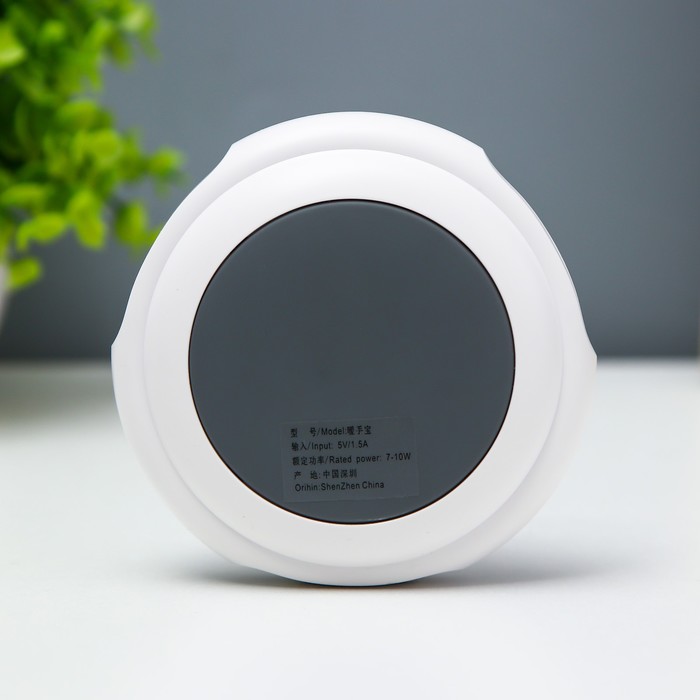 Ночник с грелкой для рук "Астронавт" LED USB белый 9х9х5 см 9417296