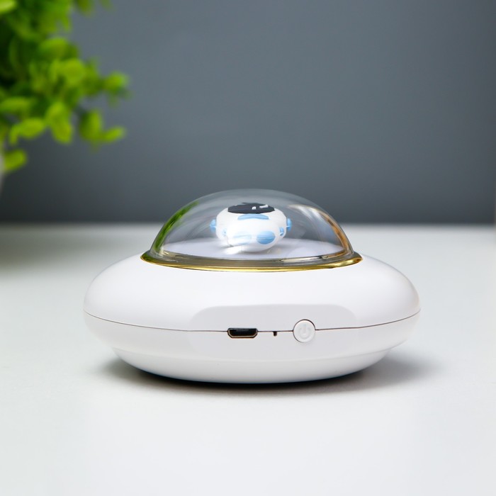 Ночник с грелкой для рук "Астронавт" LED USB белый 9х9х5 см 9417296