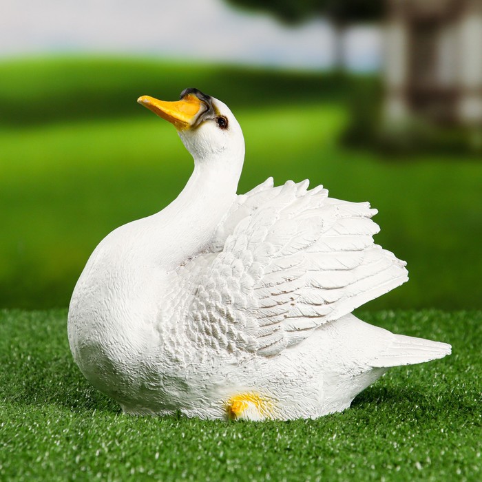цена Садовая фигура Лебедь 20х10х18см