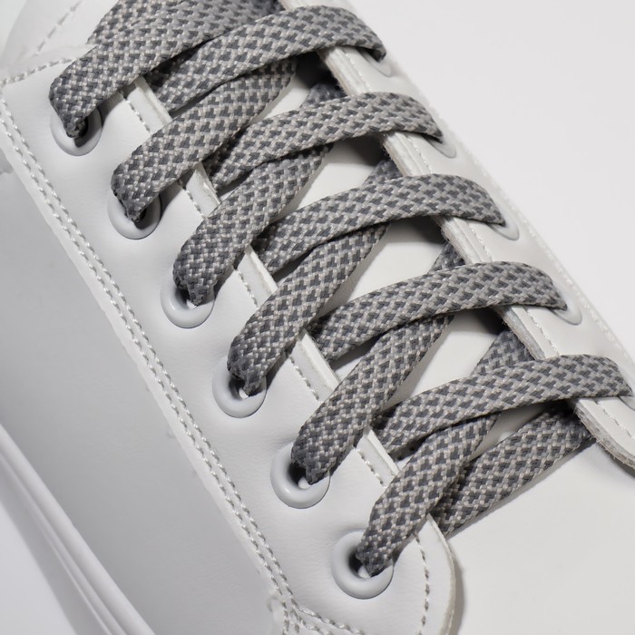 фото Шнурки для обуви, пара, плоские, со светоотражающим узором, 8 мм, 120 см, цвет серый onlitop