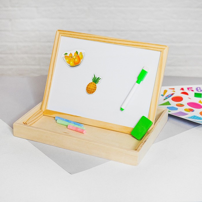 Конструктор магнитный "Цифры" в деревянной коробке + мел, маркер, губка