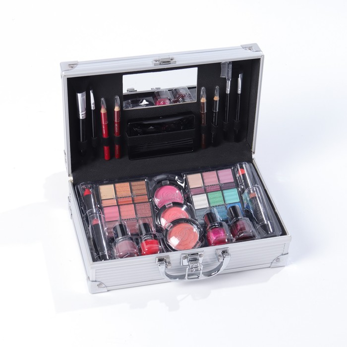 Набор профессиональной косметики