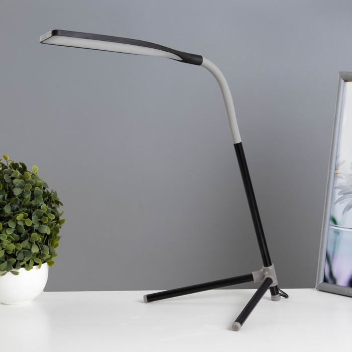

Настольная лампа "Эрудит" LED 5Вт черный 20х23х61 см RISALUX