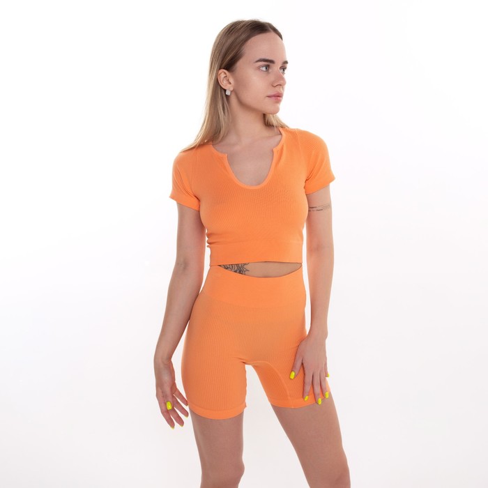 Комплект женский (топ, шорты), цвет оранжевый, ONE SIZE (42-46)
