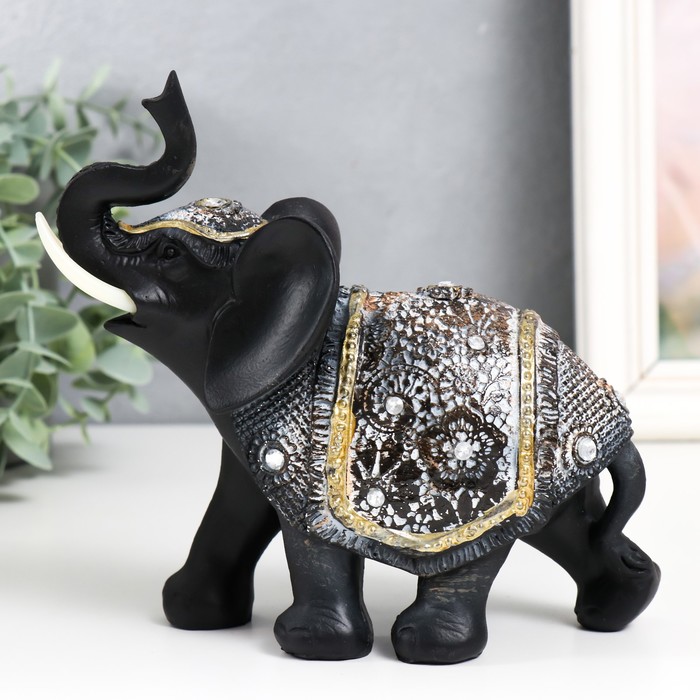 Сувенир полистоун Слонёнок в серебристой попоне с цветами 18,5х7х16 см