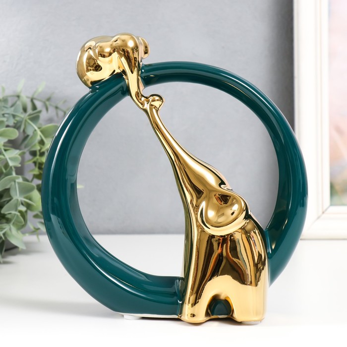 

Сувенир керамика "Слонята. Помощь" зелёный с золотом 17х7х24; 6х18х20 см