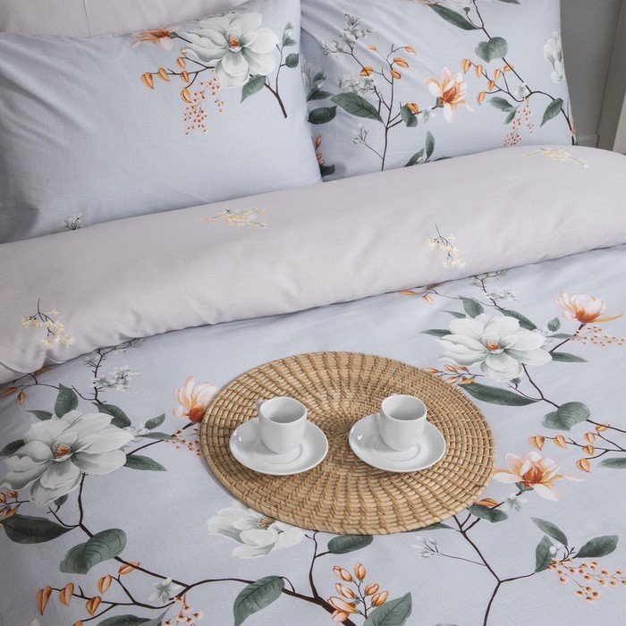 

Постельное бельё 2 сп Sakura, размер 220х235 см, 175х215 см, 50х70 см - 2 шт