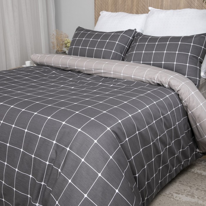 

Постельное бельё евро Male, размер 235х260 см, 200х215 см, 50х70 см - 2 шт, 70х70 - 2 шт