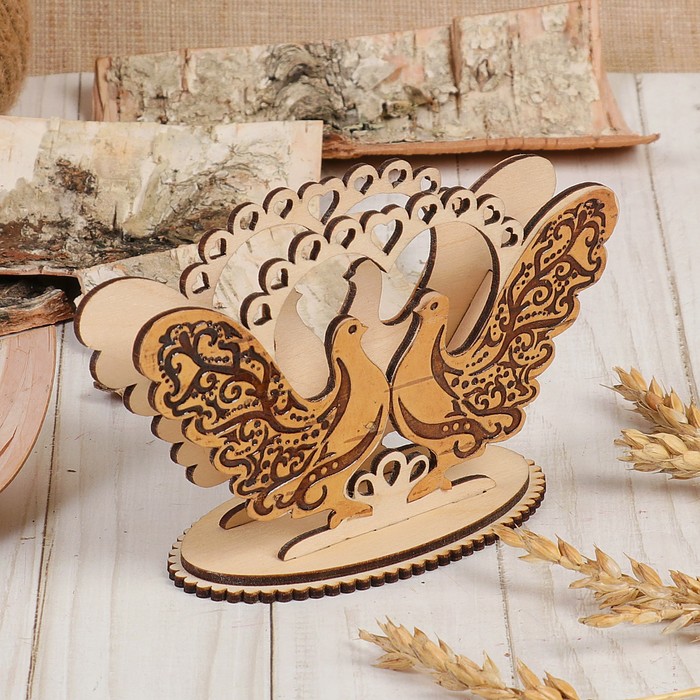 Салфетница «Голуби», резная, 6×14×8,5 см, береста