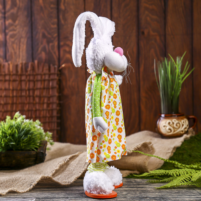 Декор "Зайка в ярком платье"