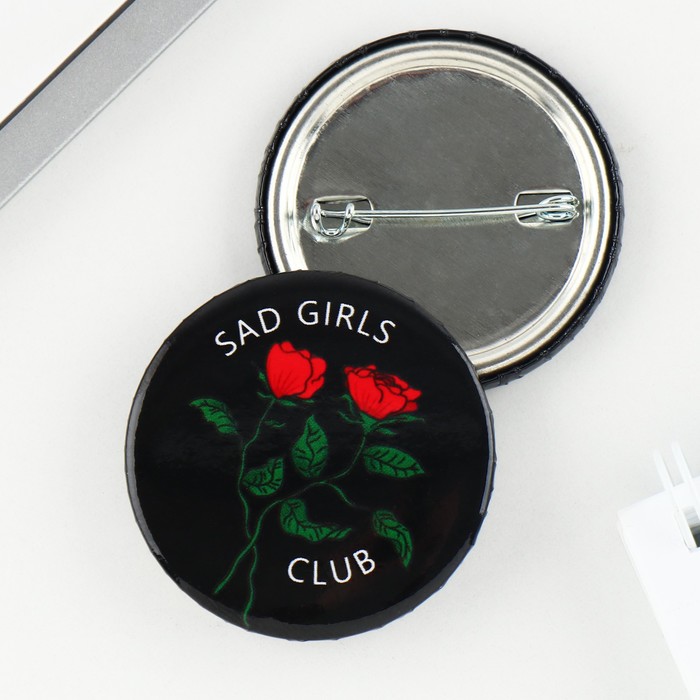 Значок закатной «Sad girl club», d = 3,8 см цена и фото
