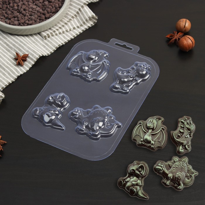 форма для шоколада и конфет пластиковая мини дед мороз размер ячейки 5×7 см цвет прозрачный Форма для шоколада и конфет пластиковая «Затерянный мир», цвет прозрачный