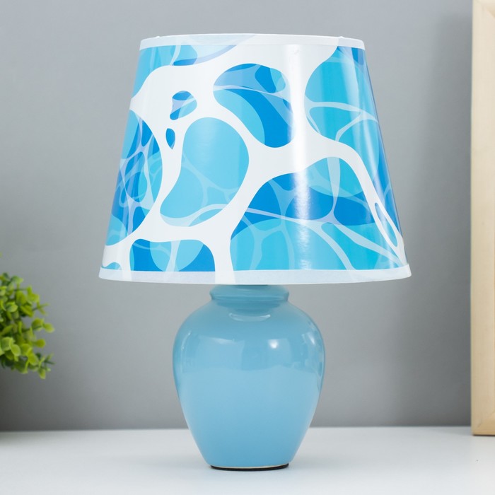 Настольная лампа Морская волна Е14 15Вт голубой RISALUX настольная лампа экзотика е14 15вт белый risalux
