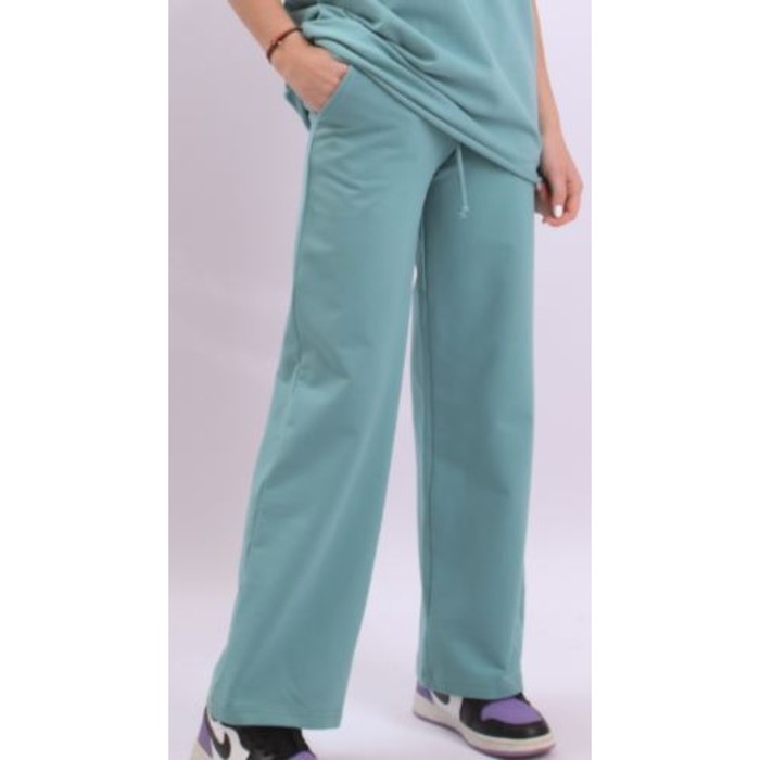 

Брюки для девочки, рост 170 см, цвет мятный