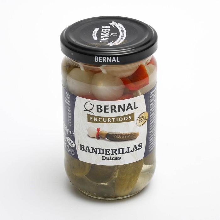 

Закуска на шпажках Banderillas сладкая : красный перец, оливки, лук и маринованные огурчики 300г BE