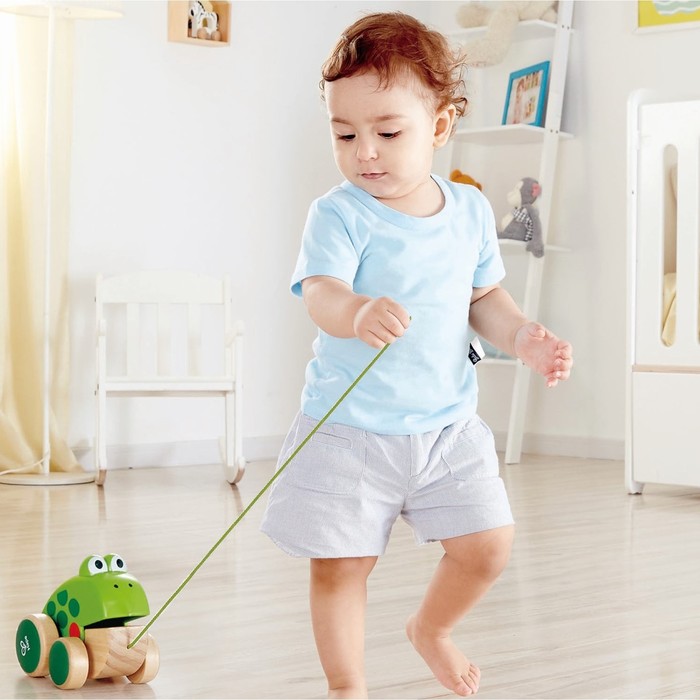 Каталка детская «Зверики: Лягушонок», на верёвочке игрушка каталка hape зверики собачка на верёвочке
