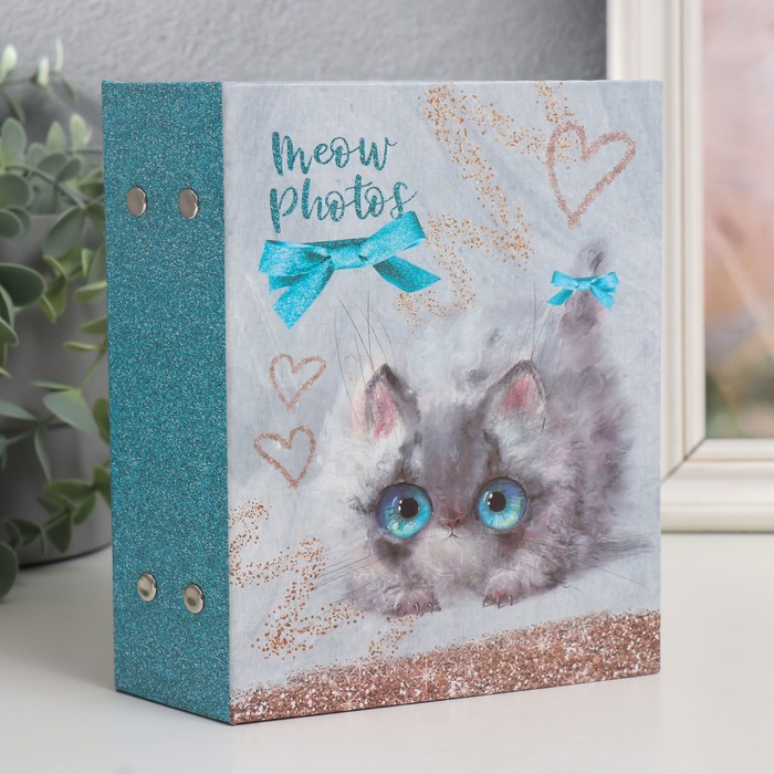 

Фотоальбом на 100 фото 10х15 см, пластик. листы "sweet kittens" Белый котёнок
