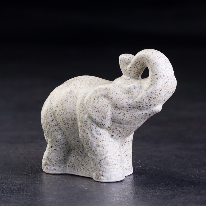 Статуэтка фарфоровая Индийский Слон, 10 см статуэтка фарфоровая индийский слон белый 10х4х8 см