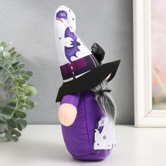Кукла интерьерная "Бабуся в наряде с паучками и летучими мышами" 13х7х21 см