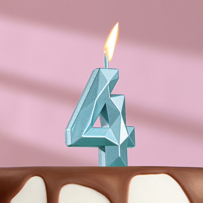 Свеча в торт на шпажке «Алмаз», цифра 4, голубая, 4,8х2,6 см свеча в торт на шпажке алмаз цифра 1 серебряная 13 см