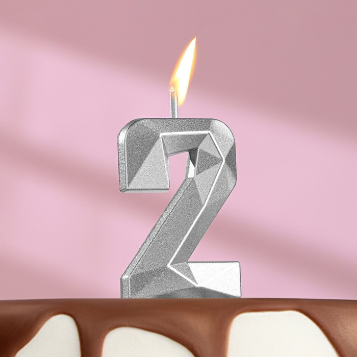 Свеча в торт на шпажке «Алмаз», цифра 2, серебряная, 4,8х2,6 см свеча в торт на шпажке алмаз цифра 1 серебряная 13 см