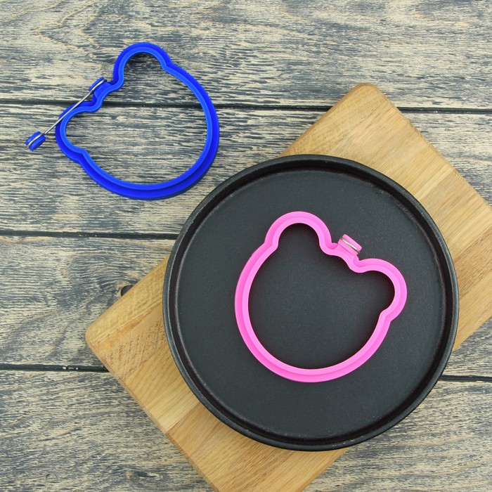 Форма для яичницы и блинов 10 см "Мишка" цвета МИКС