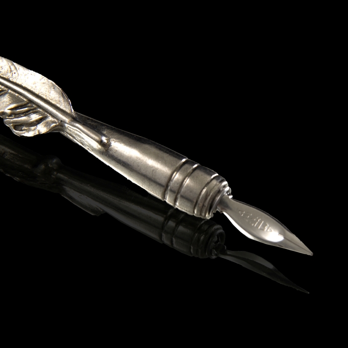 Письменный набор "Эрнест Хемингуэй" (перо, чернила, блокнот)