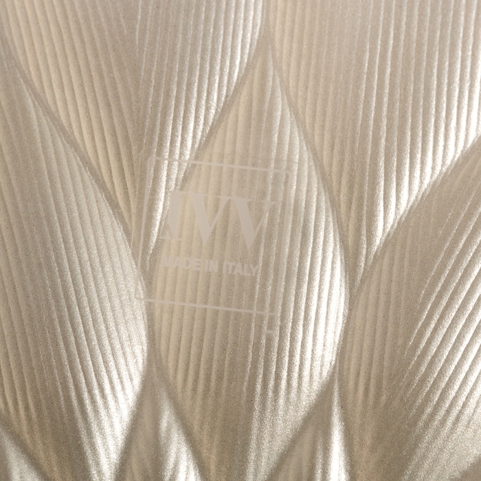 Тарелка "Лотос", жемчужно-белая