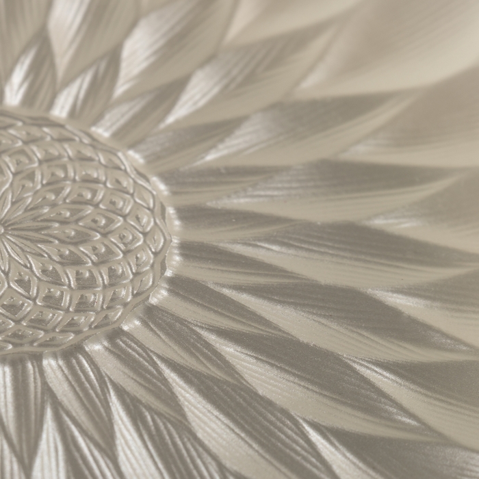 Тарелка "Лотос", жемчужно-белая