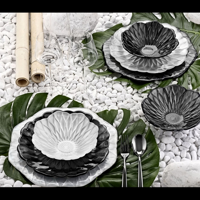 Тарелка "Лотос", жемчужно-белая