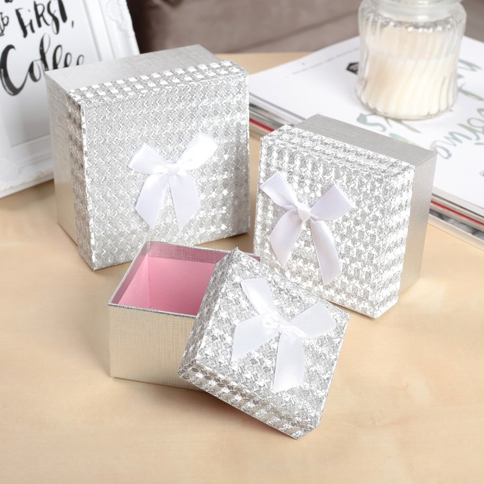 Набор коробок 3в1 "Сияние", серебро, 11 х 11 х 7 - 7,5 х 7,5 х 5 см