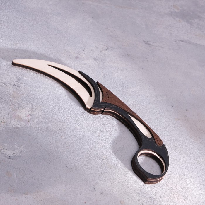 Сувенир деревянный Нож Керамбит. Средневековье, коричневый деревянное детское оружие дарим красиво сувенир деревянный керамбит микс