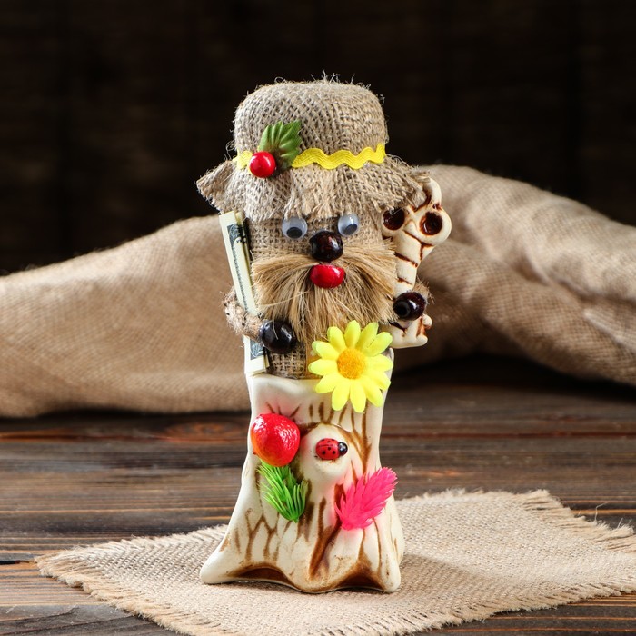 Оберег "Домовичок на пеньке" микс