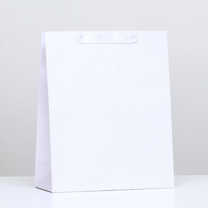 Пакет ламинированный «Белый», 26 х 32 х 12 см пакет ламинированный новогодний колокольчик 32 х 42 х 12