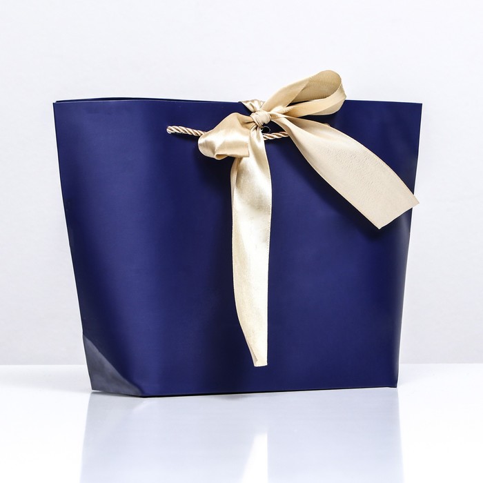 Пакет подарочный с лентой 19 х 20 х 9 см Синий пакет подарочный с любовью 19 х 20 х 9 см