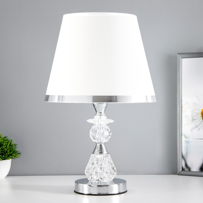 Настольная лампа Латея Е27 40Вт бело-хромовый 25х24х41 см