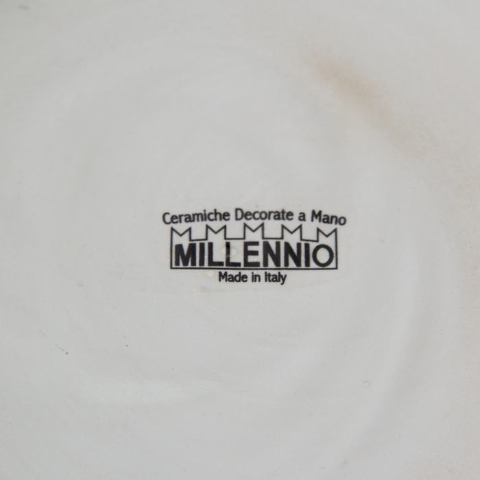 Шкатулка "Ангел в раздумьях"