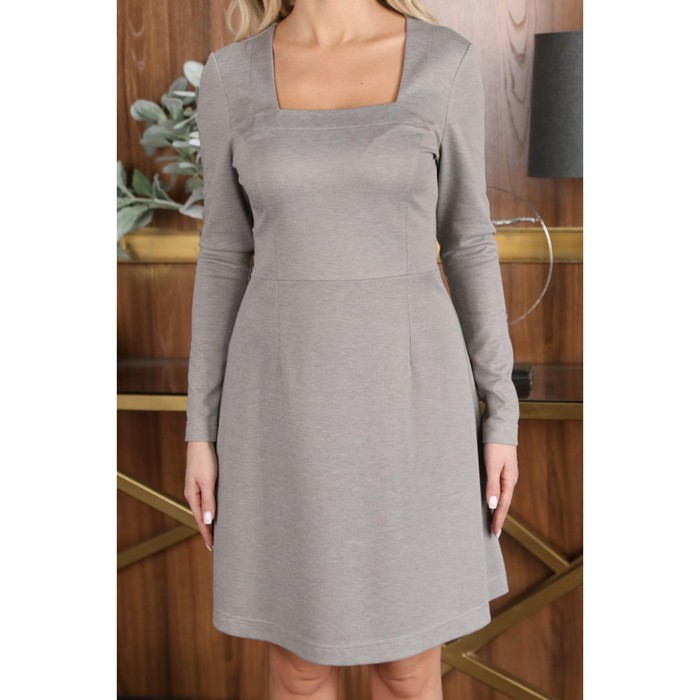 Платье женское, размер 50, цвет серый