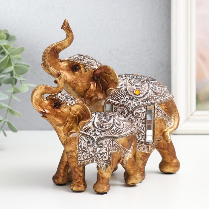 Сувенир полистоун Слон со слонёнком - попона с узорами и янтарём 16,5х10х17,5 см сувенир полистоун слон со слонёнком на спине пирамидка золото 19х8 8х18 8 см