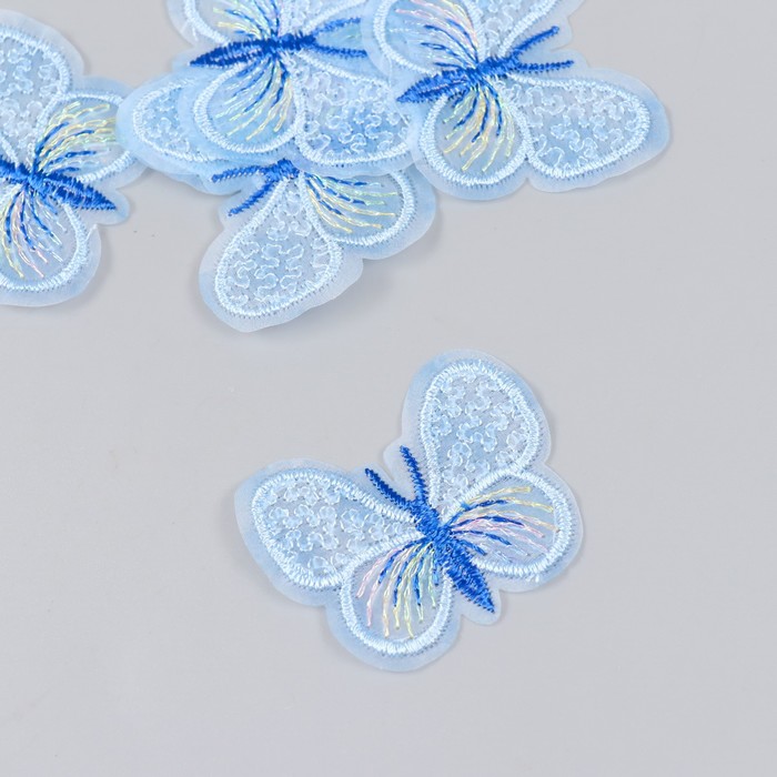 Декор для творчества текстиль вышивка Бабочка синяя 4,5х4 см