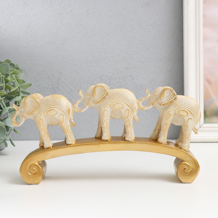 Сувенир полистоун Три белых слона на дуге, с золотом - слои 26х5,5х13 см