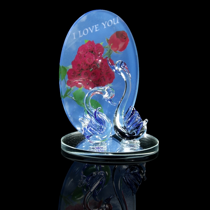 Сувенир "Лебеди с голубыми крыльями"