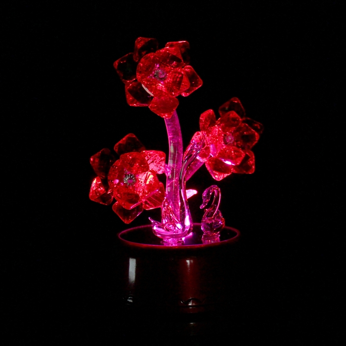 Сувенир световой "Лебеди у цветов" музыка, вращается, МИКС